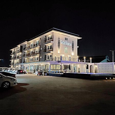 โคโค่ โฮเทล Koco Hotel Накхонратчасима Экстерьер фото